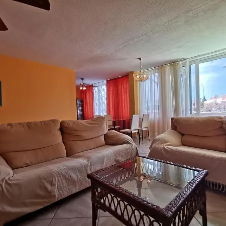 Apartment La Lava Callao Salvaje